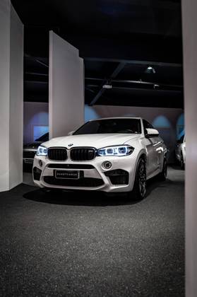 BMW X6 4.4 M 4X4 COUPÉ V8 32V BI-TURBO GASOLINA 4P AUTOMÁTICO BMW X6 4.4 M 4X4 COUPÉ V8 32V BI-TURBO GASOLINA 4P AUTOMÁTICO
